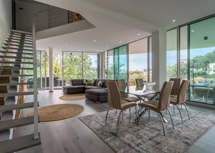 Villa 65 - City Edge Retreat