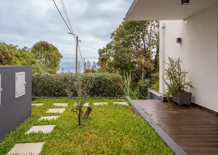 Villa 65 - City Edge Retreat